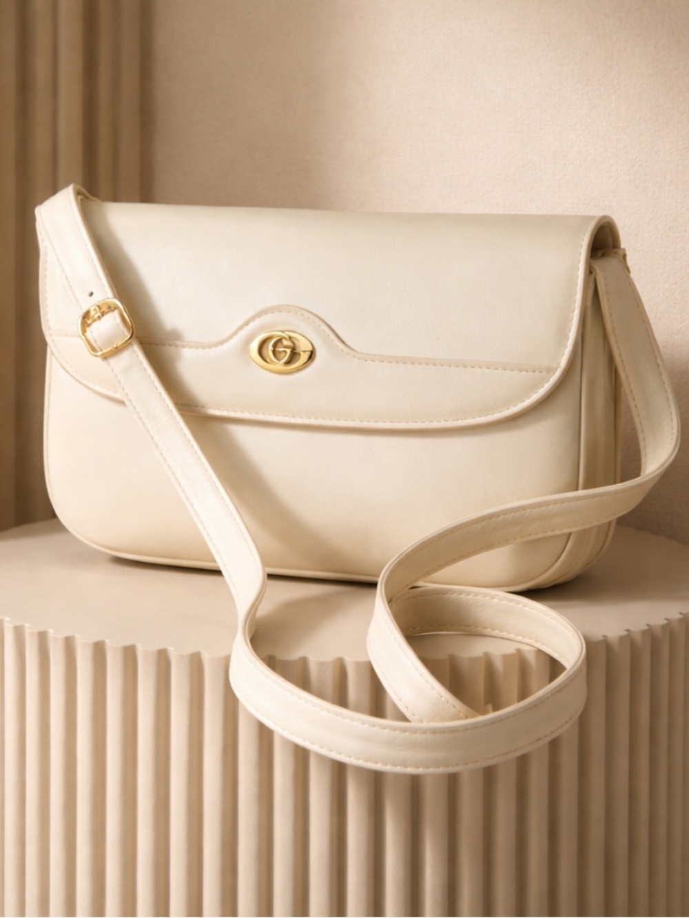 ❌PRICE DROP ❌🛑Authentic Crossbody/Shoulder Leather Bag Gucci.
